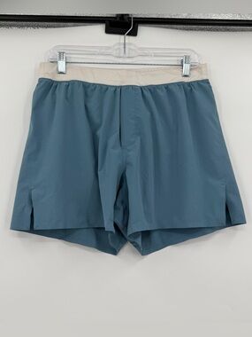 Ten thousand Blue Distance short 5” large